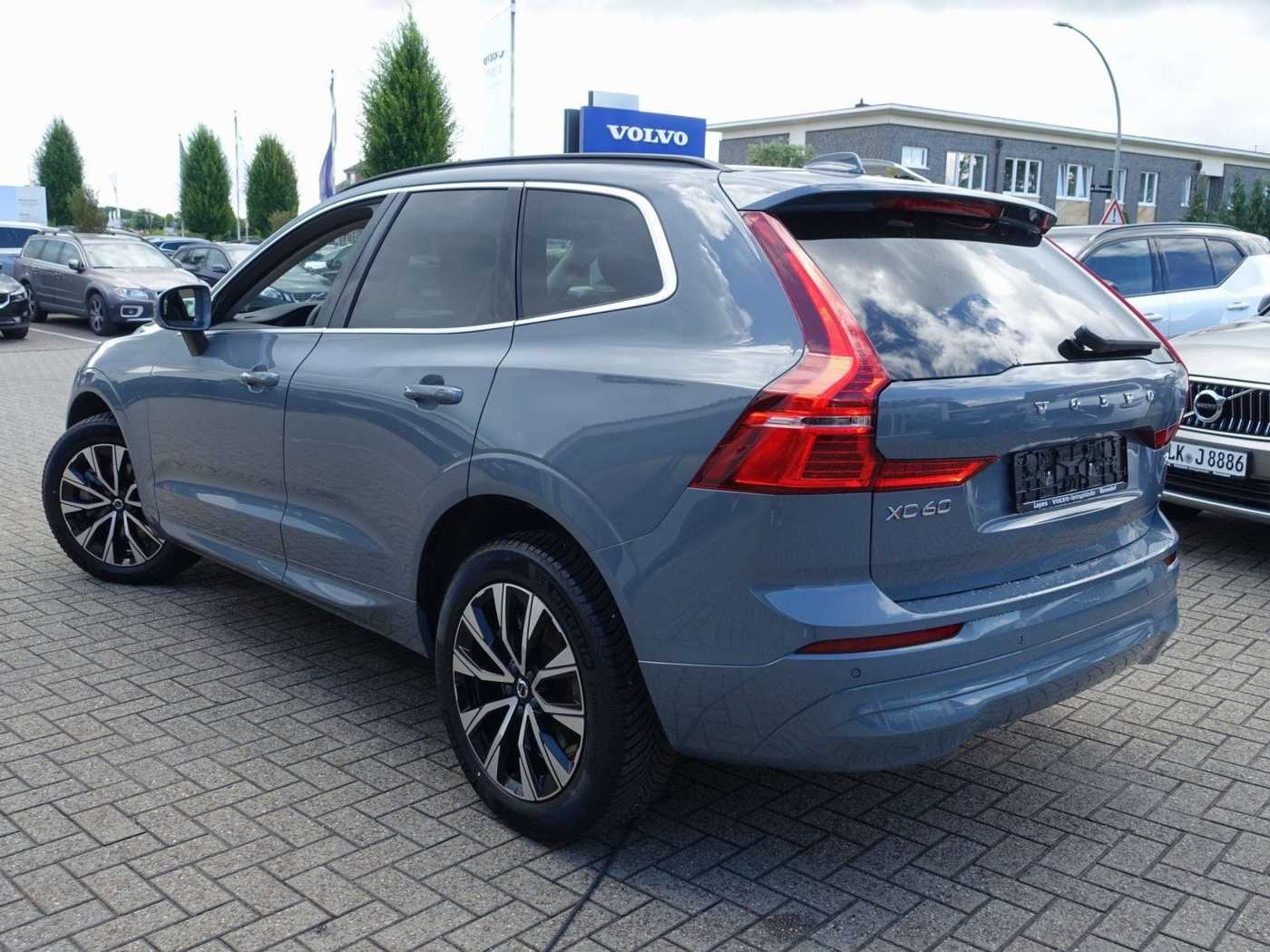 Volvo  Core B4 Mild-Hybrid/BLIS/AHK/Kamera/Carplay