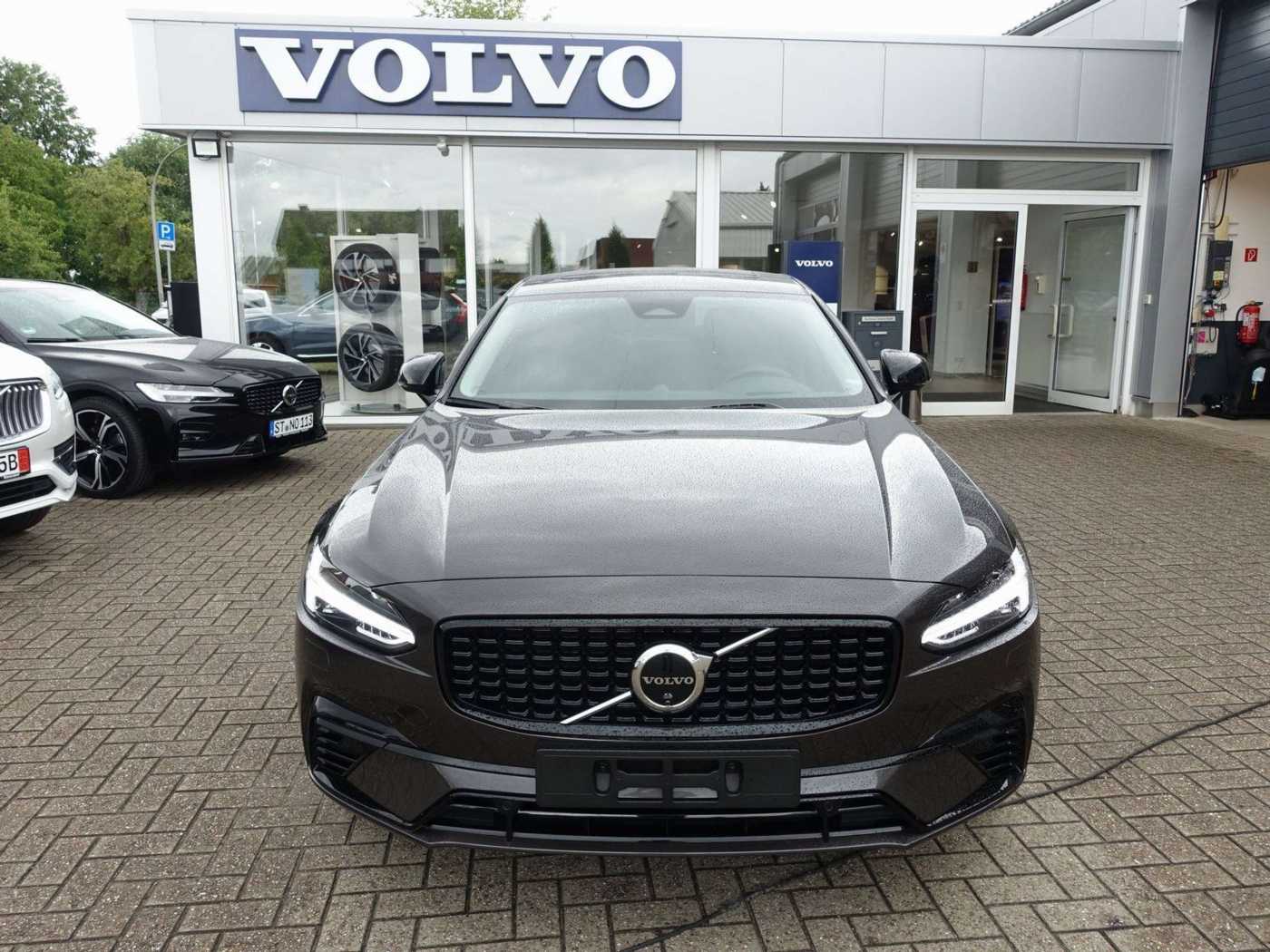 Volvo  Recharge Ultimate T8 AWD/B&W/HeadUP/Massage