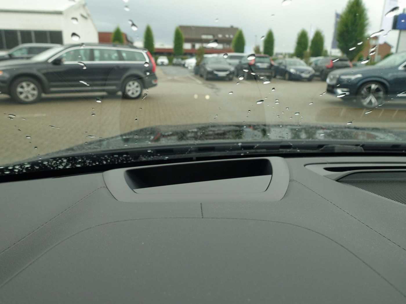 Volvo  Ultra Dark T6 AWD/Massage/AHK/B&W/360°/BLIS