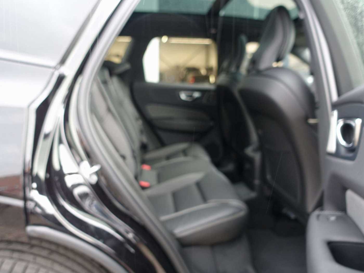 Volvo  Black Edition Ultra T6 AWD/B&W/HeadUP/FourC