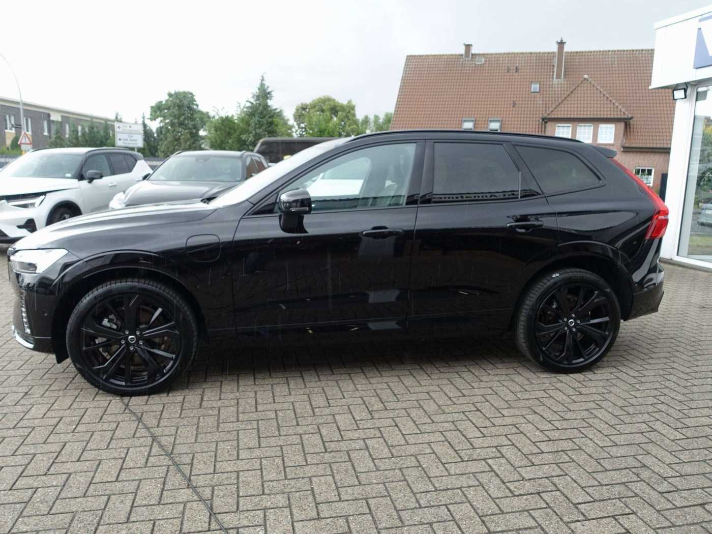 Volvo  Black Edition Ultra T6 AWD/B&W/HeadUP/FourC