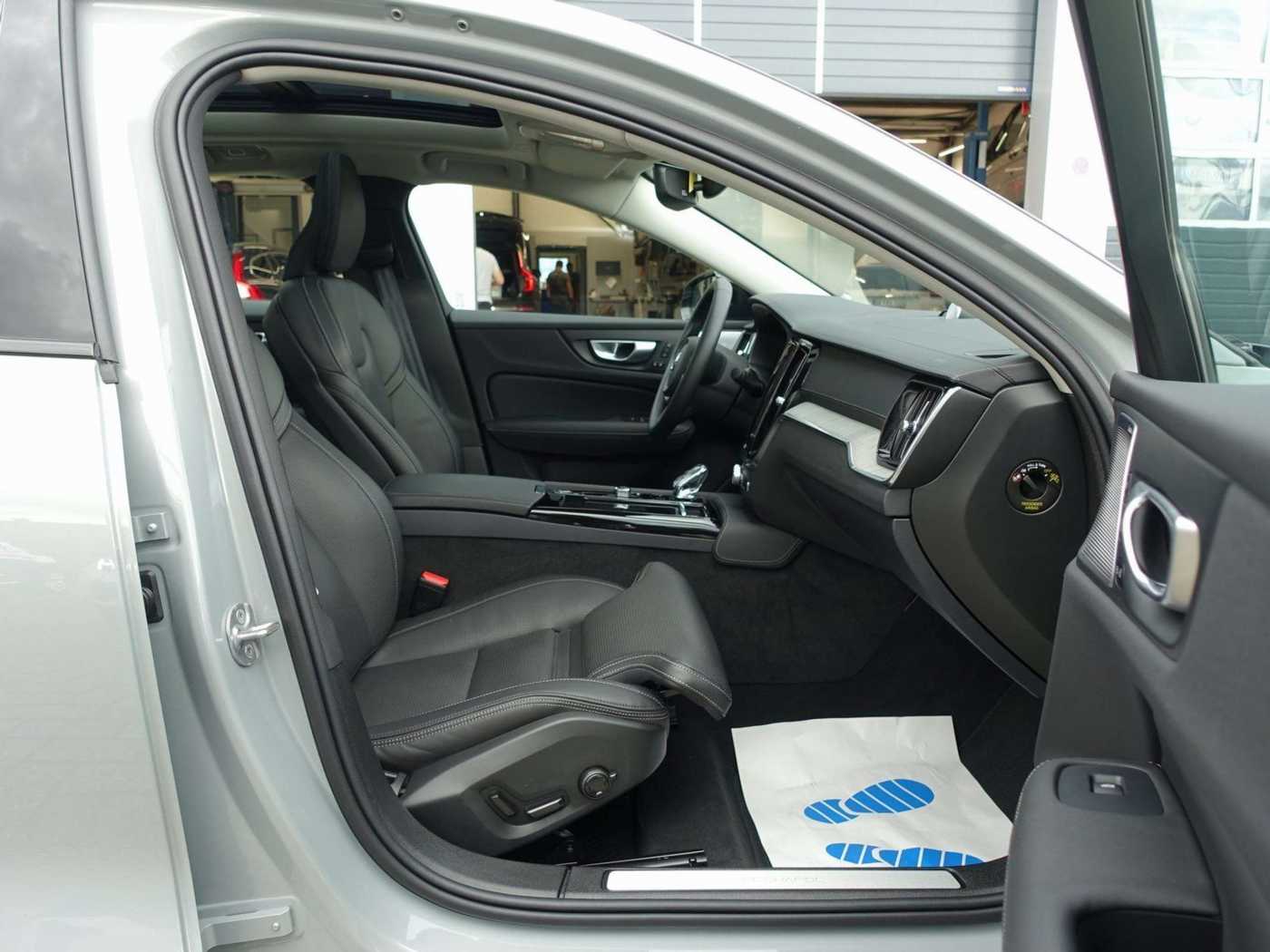 Volvo  Recharge Ultimate T8 AWD/Massage/B&W/360°