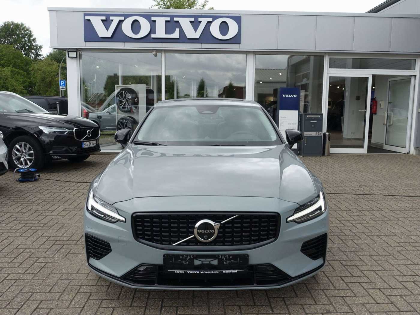 Volvo  Recharge Ultimate T8 AWD/Massage/B&W/360°