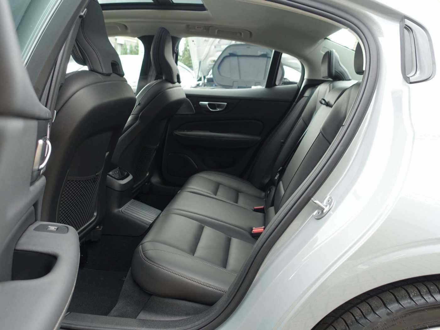 Volvo  Recharge Ultimate T8 AWD/Massage/B&W/360°