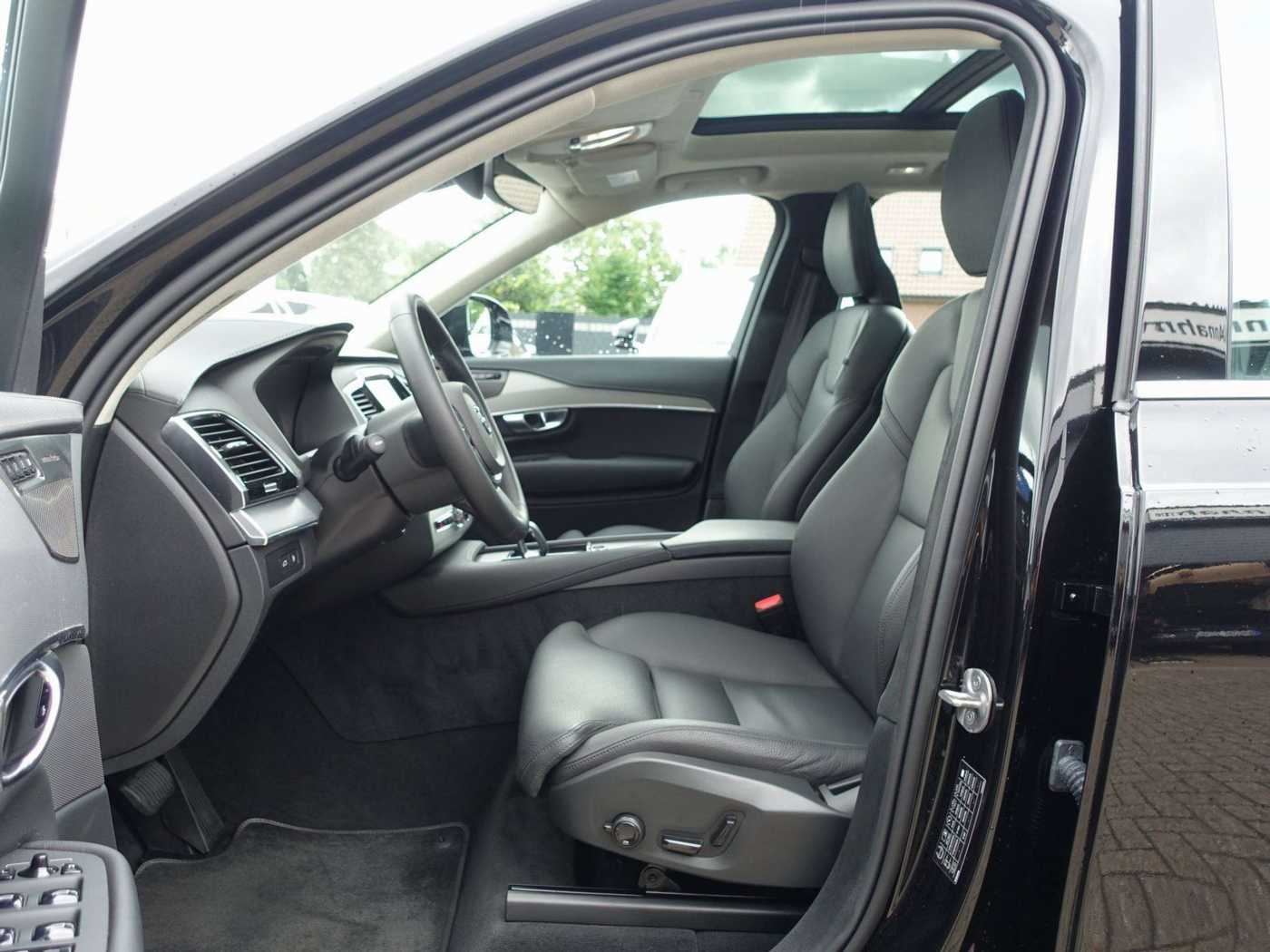 Volvo  Ultra T8 AWD/Pano/Memory/H&K/Kamera/HeadUP