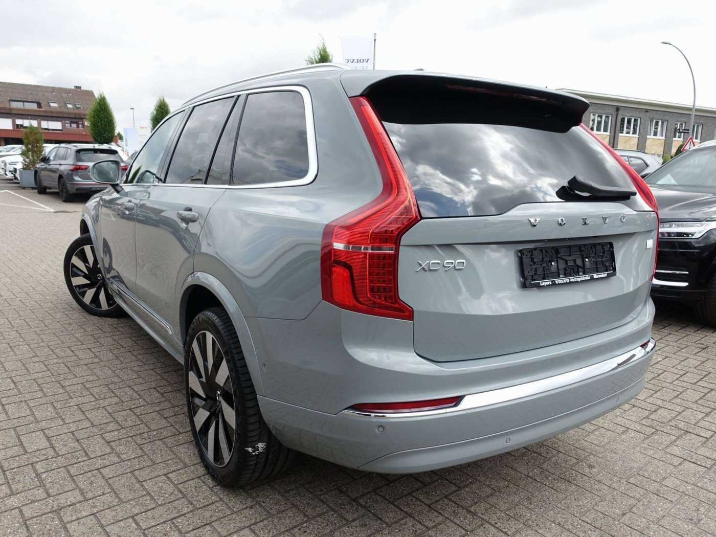 Volvo  Recharge Ultimate T8 AWD/Massage/Pano/B&W