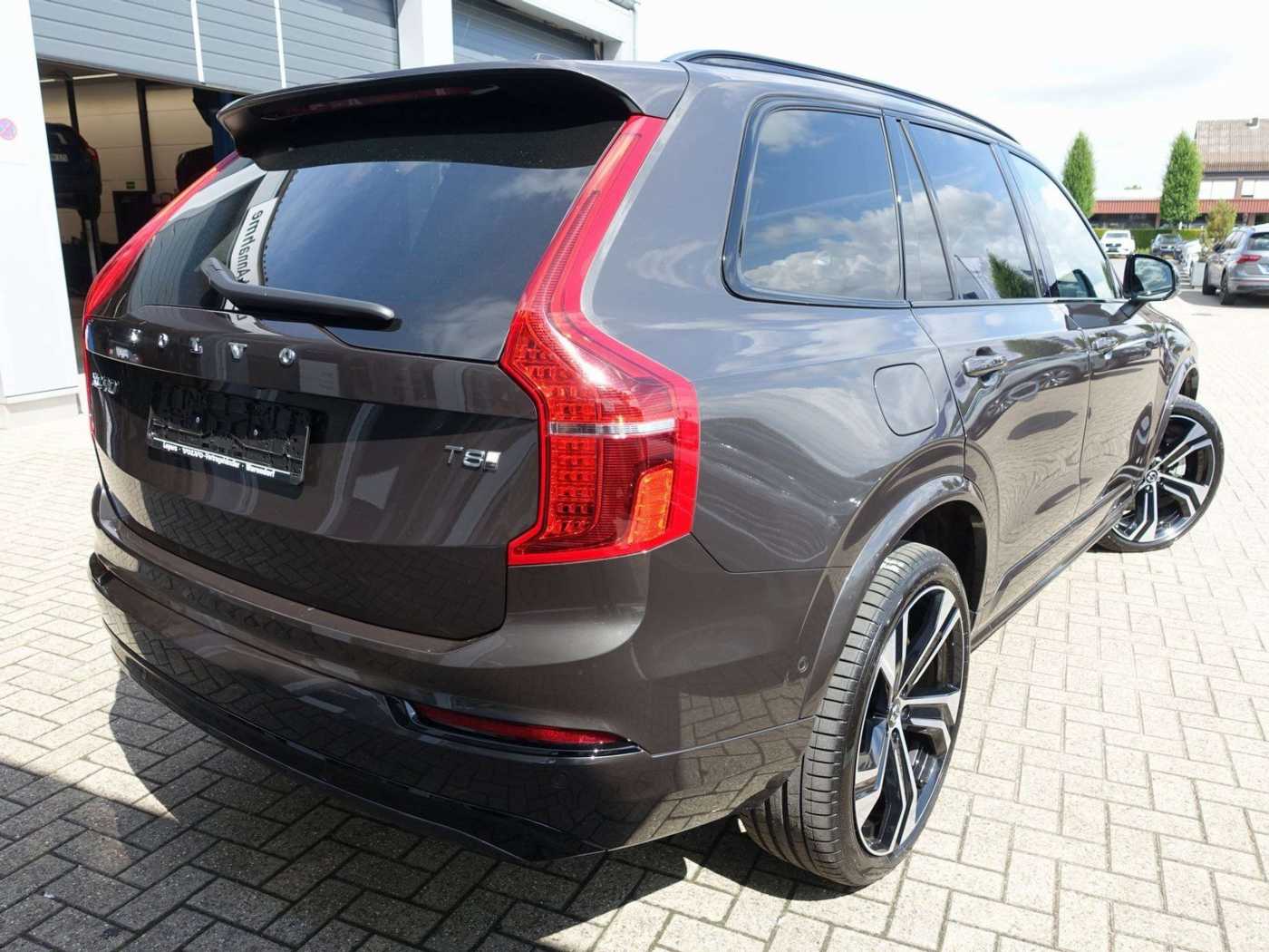 Volvo  Ultra Dark T8 AWD/360°/HeadUP//B&W/Massage