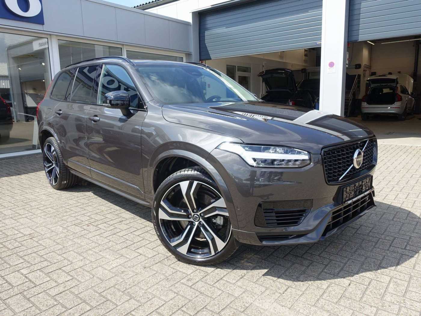 Volvo  Ultra Dark T8 AWD/360°/HeadUP//B&W/Massage