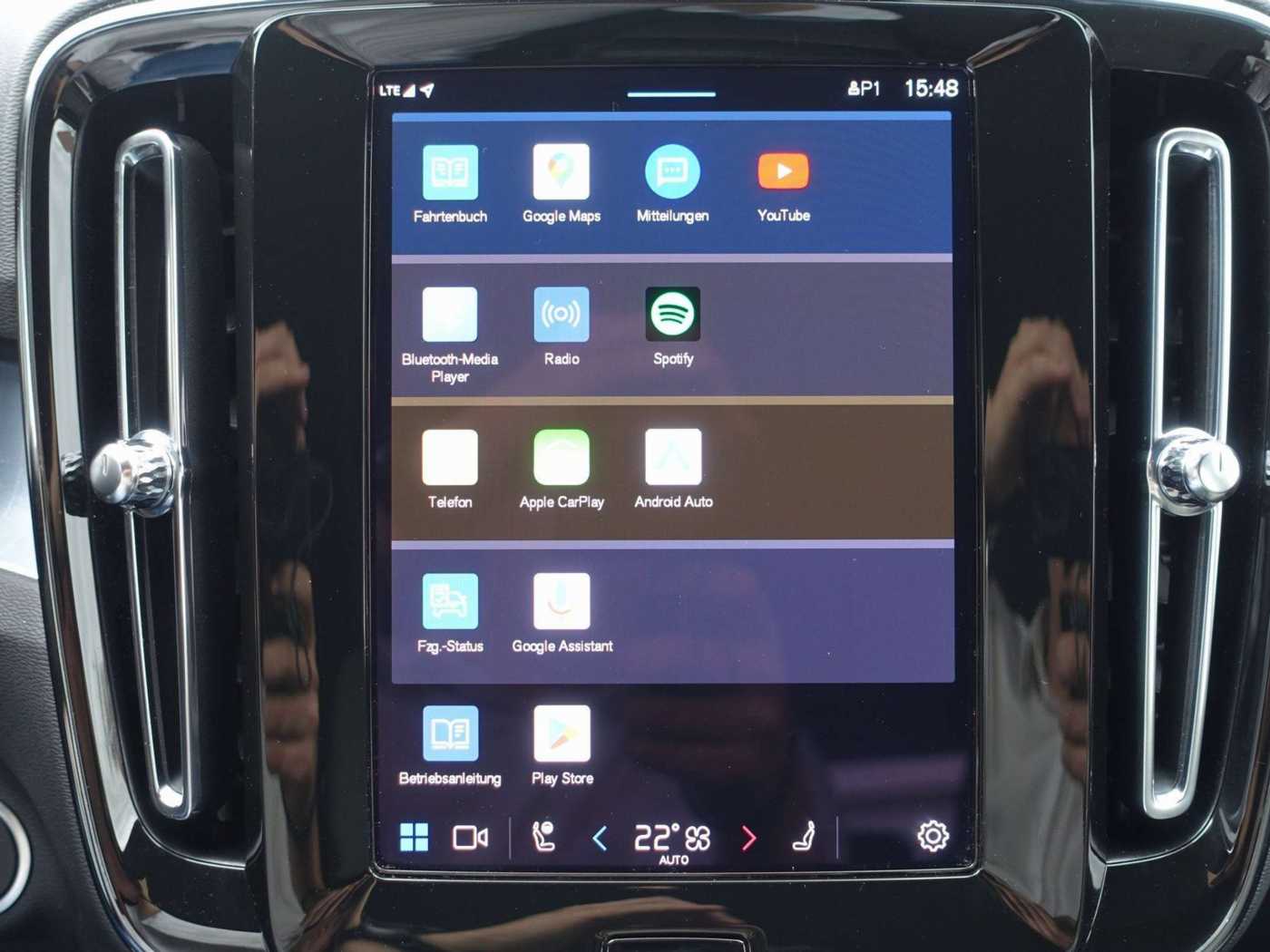 Volvo  Core B3 Mild-Hybrid/Kamera/Pilot/Memory/LED