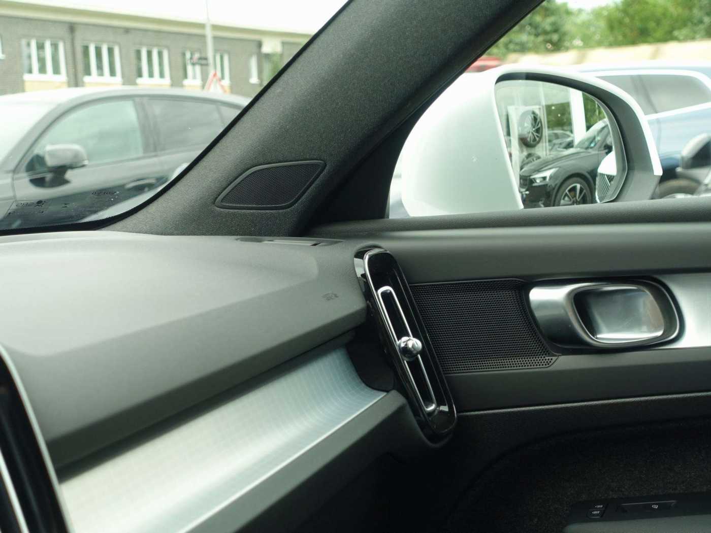 Volvo  Core B3 Mild-Hybrid/Kamera/Pilot/Memory/LED
