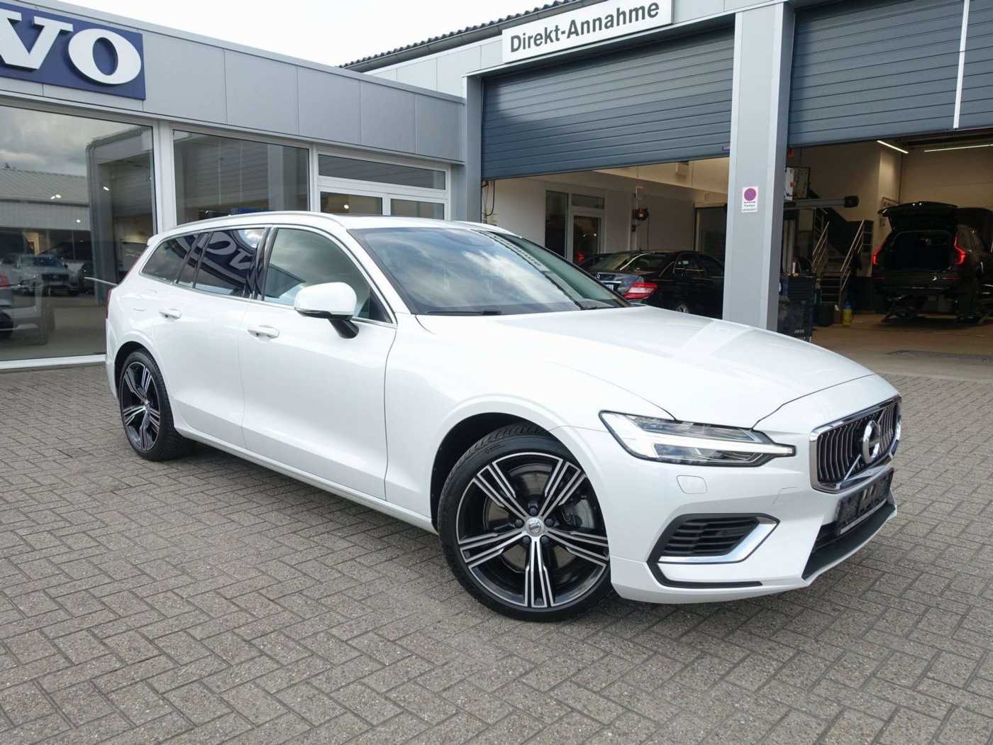 Volvo  T6 Twin Engine AWD Inscription/Pano/HeadUP