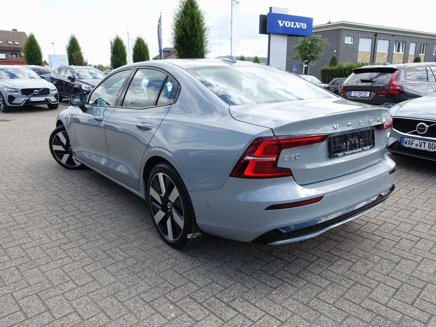 Volvo  Recharge Ultimate T8 AWD/Massage/360°/B&W