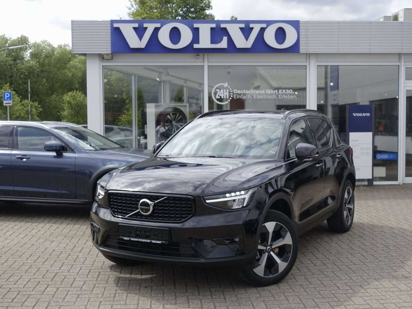 Volvo  B4 Mild-Hybrid Plus Dark/360°/H&K/Memory