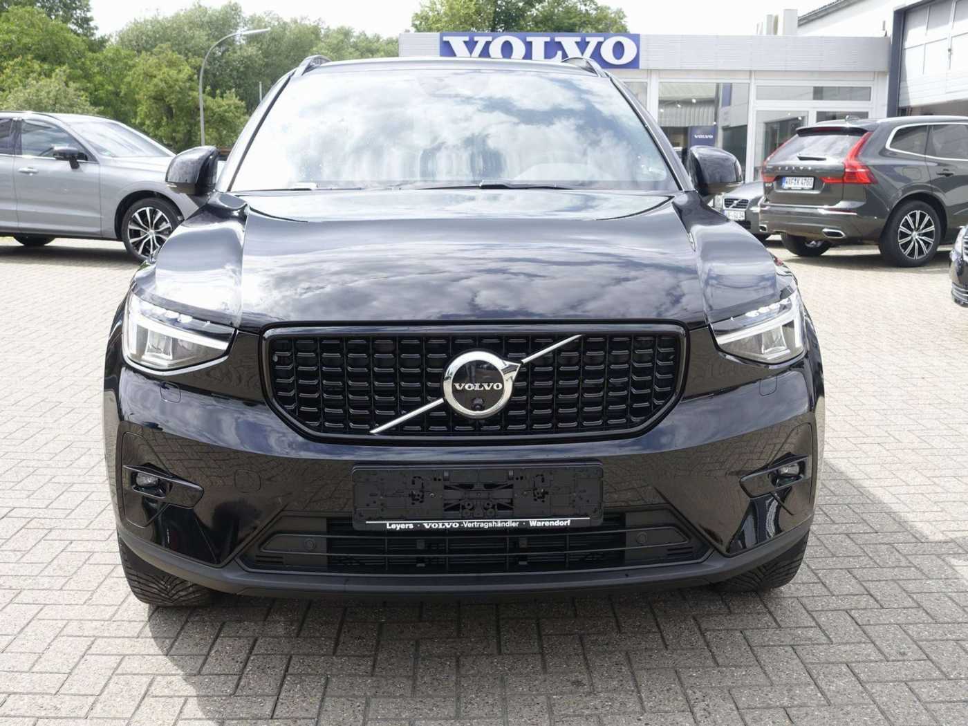 Volvo  B4 Mild-Hybrid Plus Dark/360°/H&K/Memory
