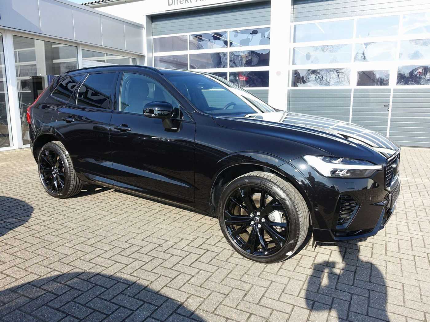 Volvo  Recharge Black Edition Plus T6 AWD/360°/
