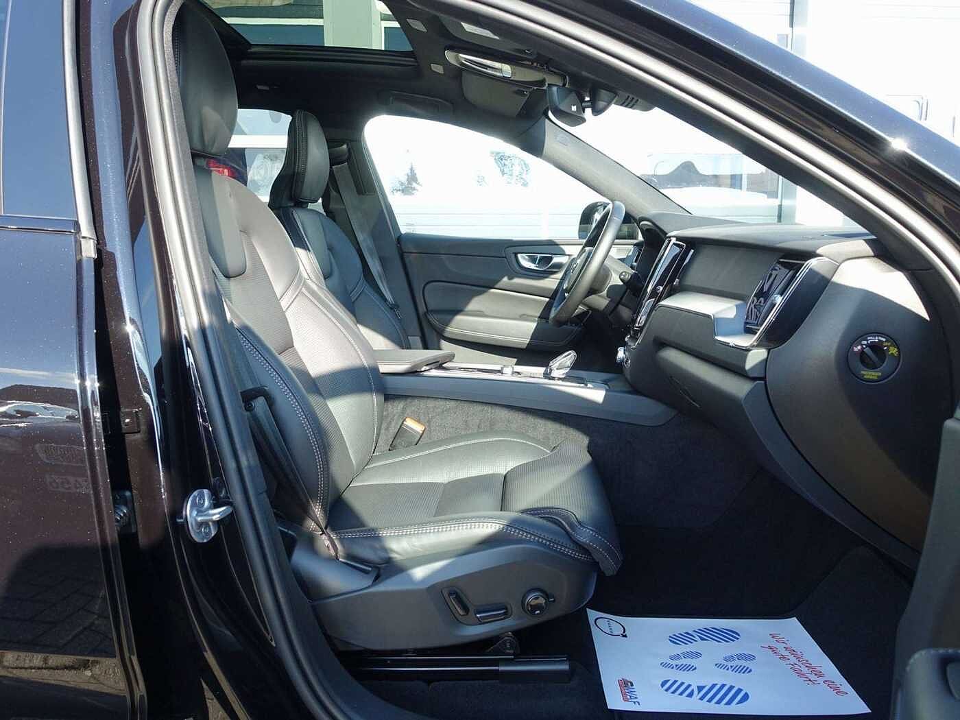 Volvo  Recharge Black Edition Plus T6 AWD/360°/