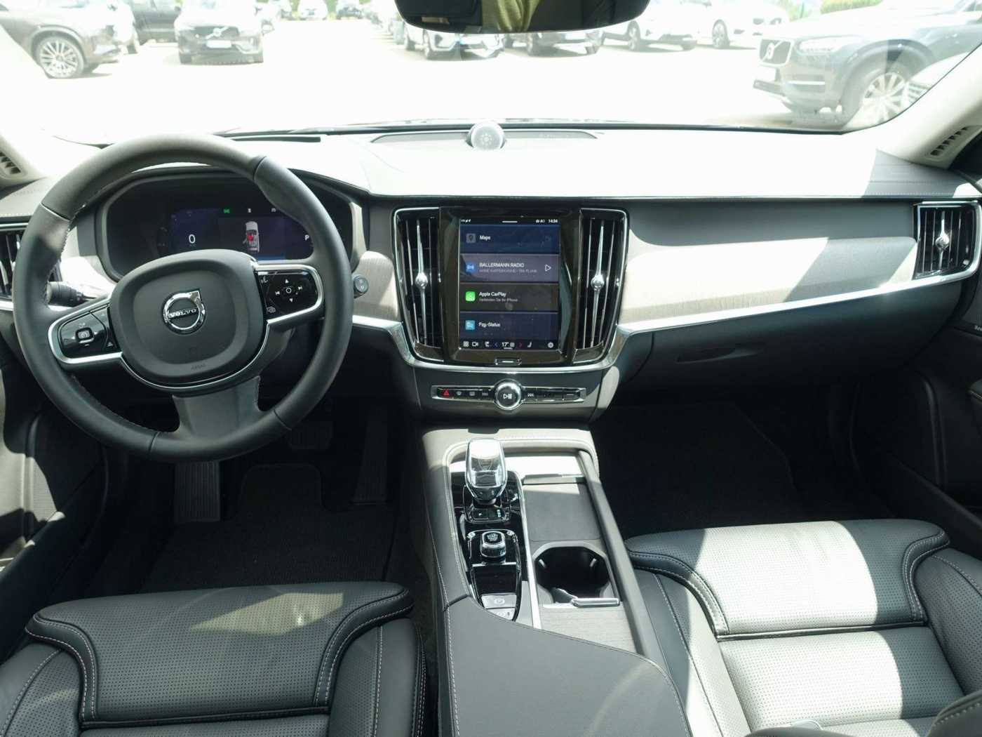 Volvo  Ultimate B5 AWD/B&W/Massage