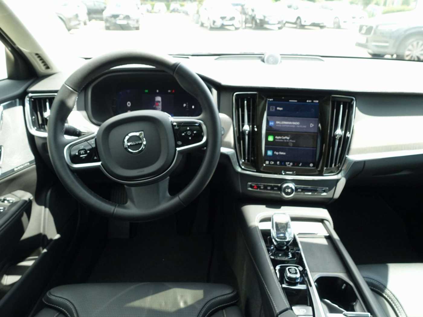 Volvo  Ultimate B5 AWD/B&W/Massage