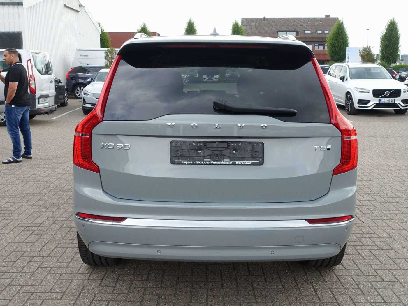 Volvo  Plus Bright T8 AWD HUD/B&W/FOUR-C/AHK/360