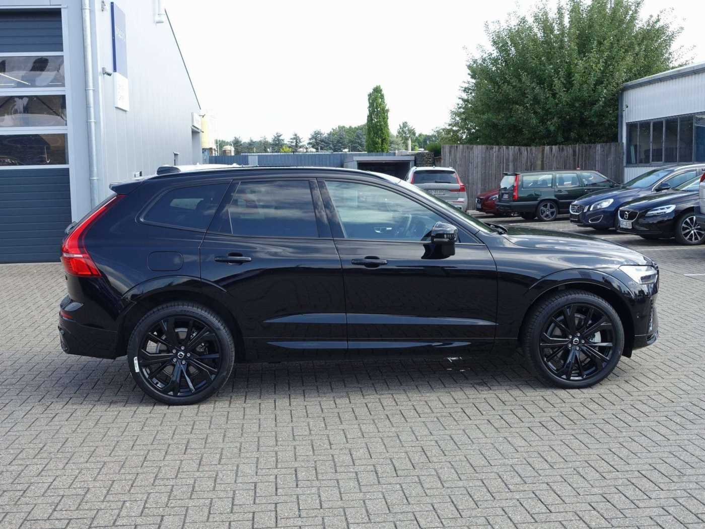Volvo  Black Edition Plus T8 AWD/360°Cam/HeadUp