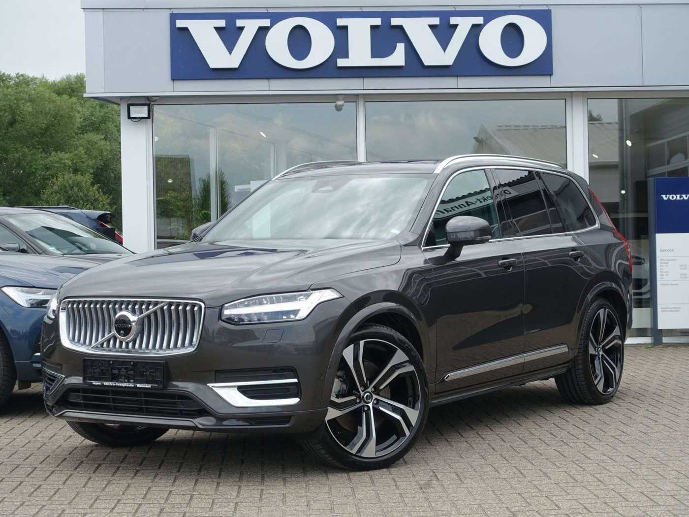 Volvo  Plus Bright T8 AWD PANO/B&W/FOUR-C/AHK/BLIS