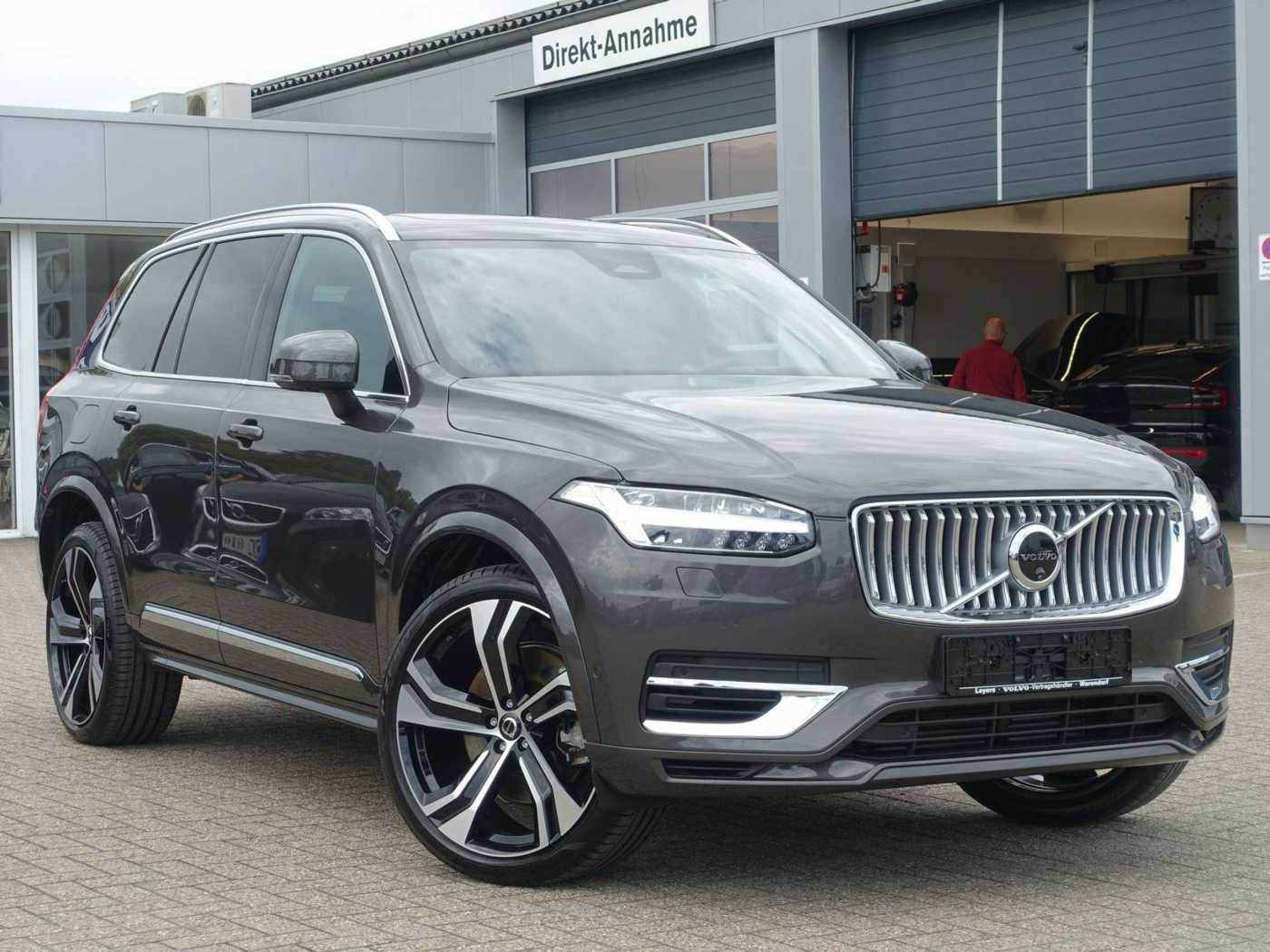 Volvo  Plus Bright T8 AWD PANO/B&W/FOUR-C/AHK/BLIS