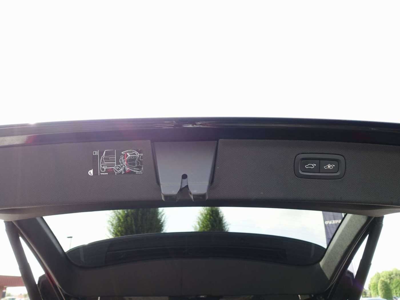Volvo  B5 AWD Inscription/AHK/360°Cam/Standhz. /LED