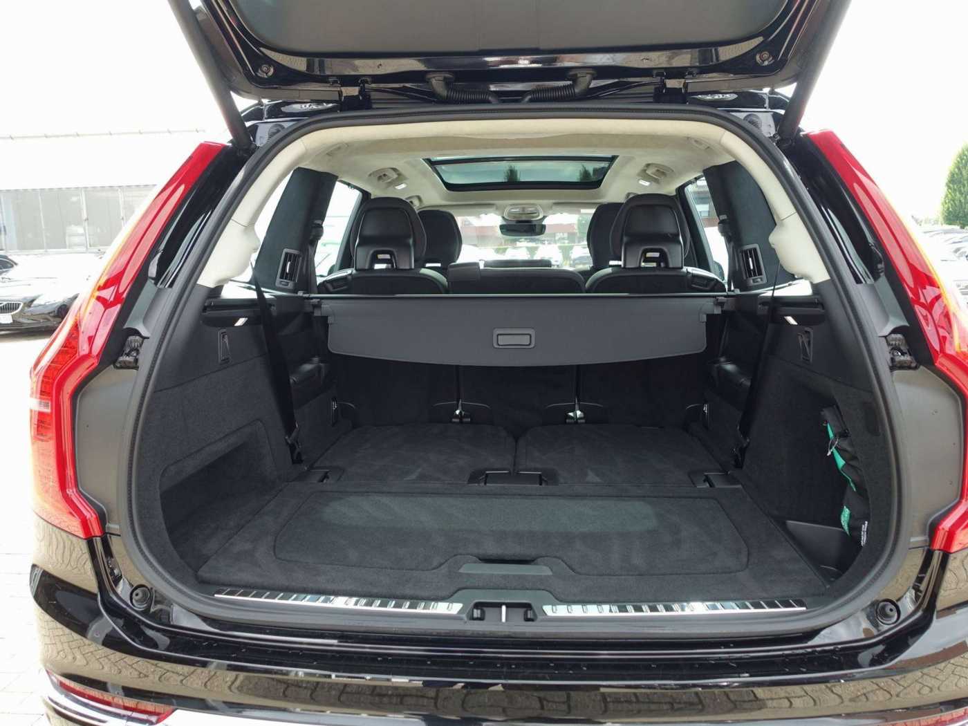 Volvo  Ultra T8 AWD Plug-in Hybrid/Kamera/HeadUp