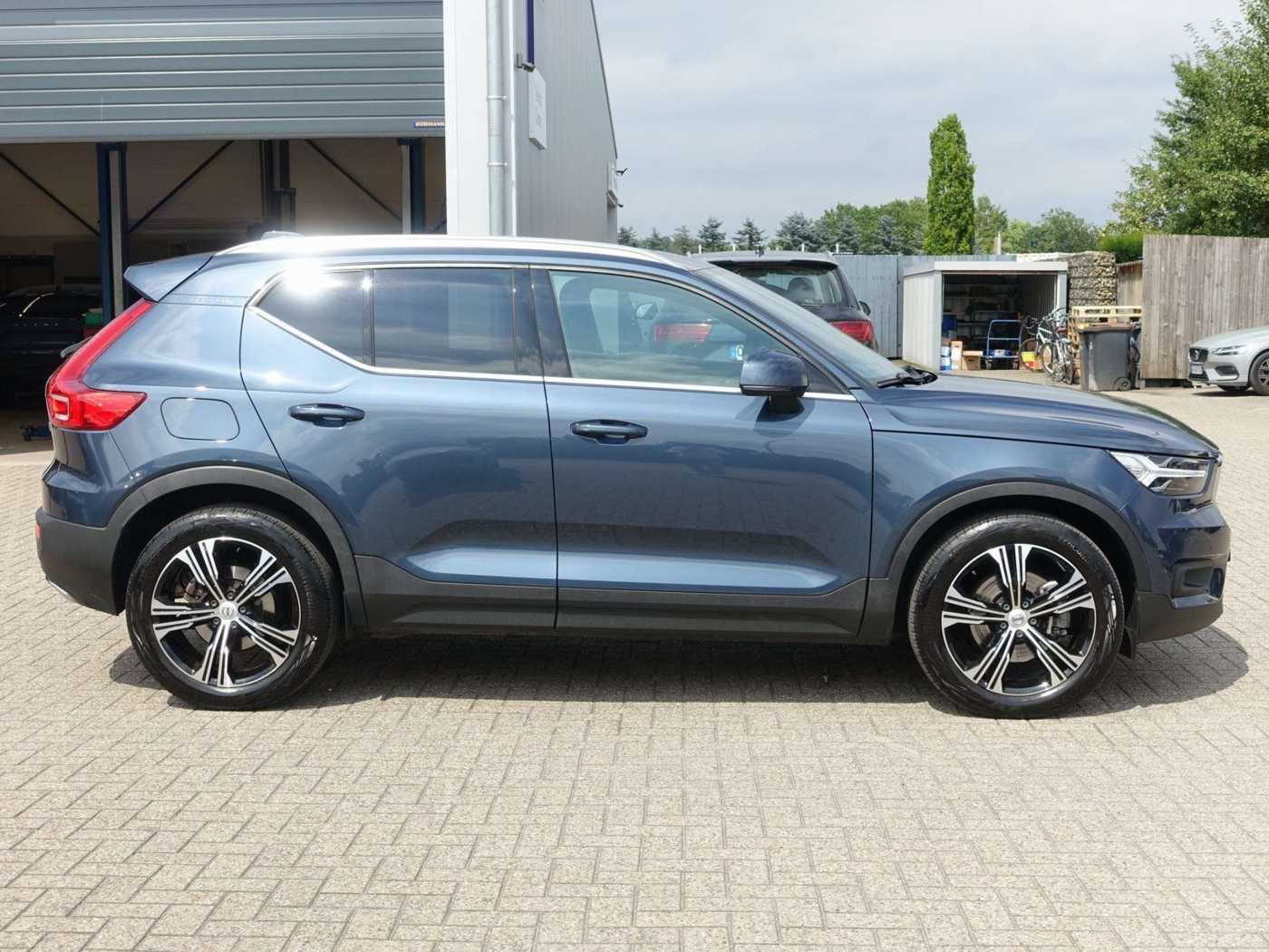 Volvo  D4 AWD Inscription PANO/AHK/KAM/BLIS/SHZ