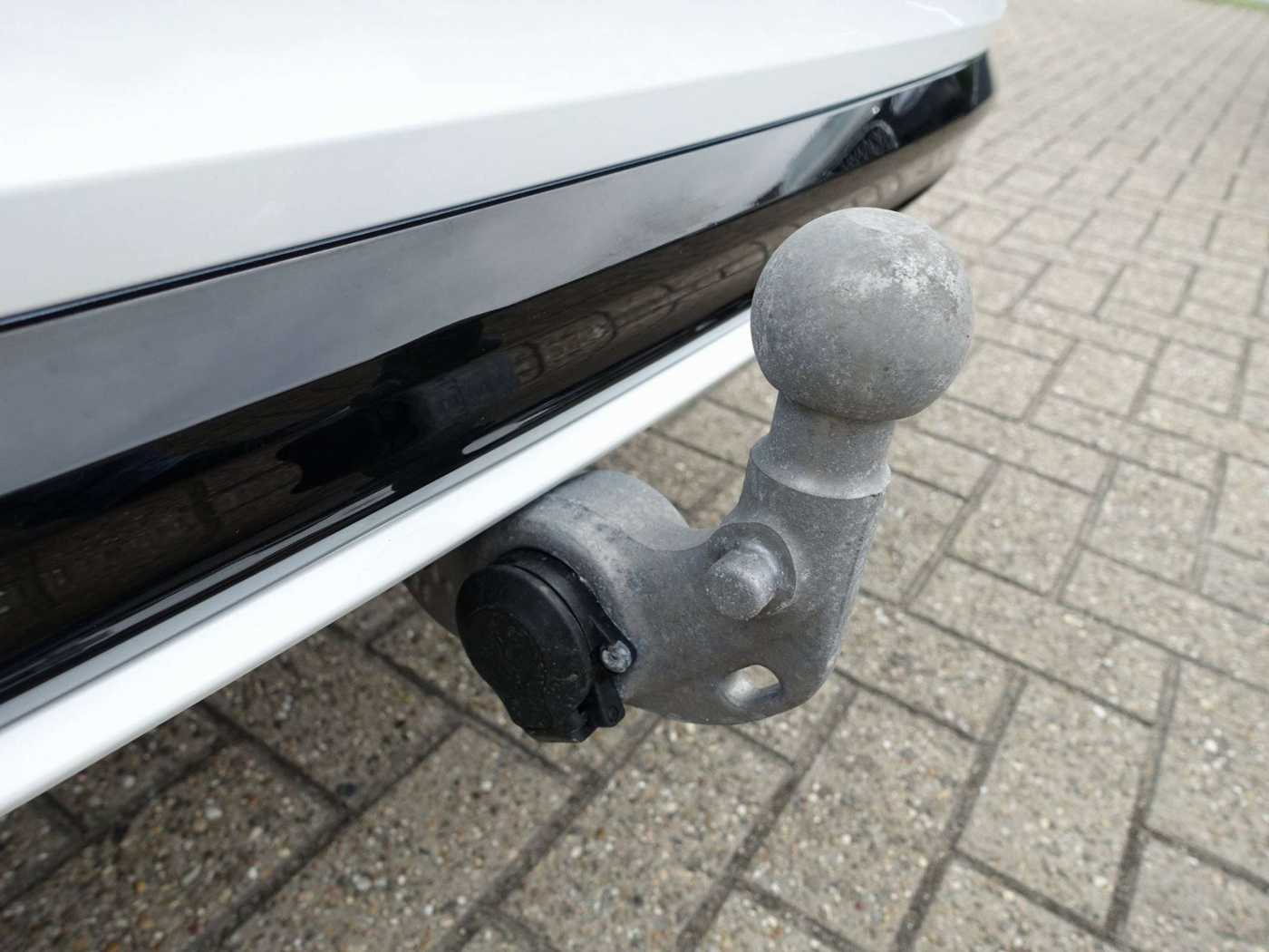 Volvo  Ultra T6 AWD Plug-in Hybrid/360°Cam/AHK/BLIS