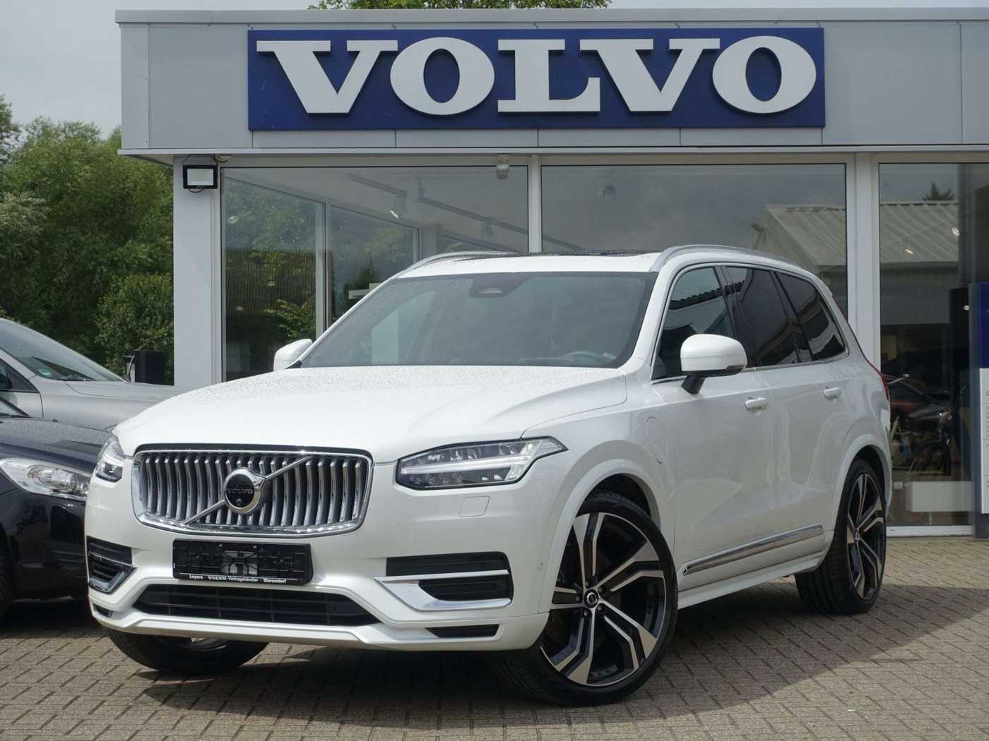 Volvo  Plus Bright T8 AWD Plug-in Hybrid PANO/B&W