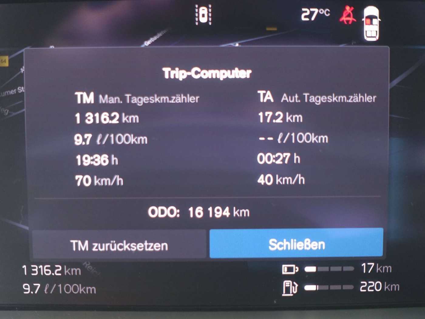 Volvo  Plus Bright T8 AWD Plug-in Hybrid PANO/B&W