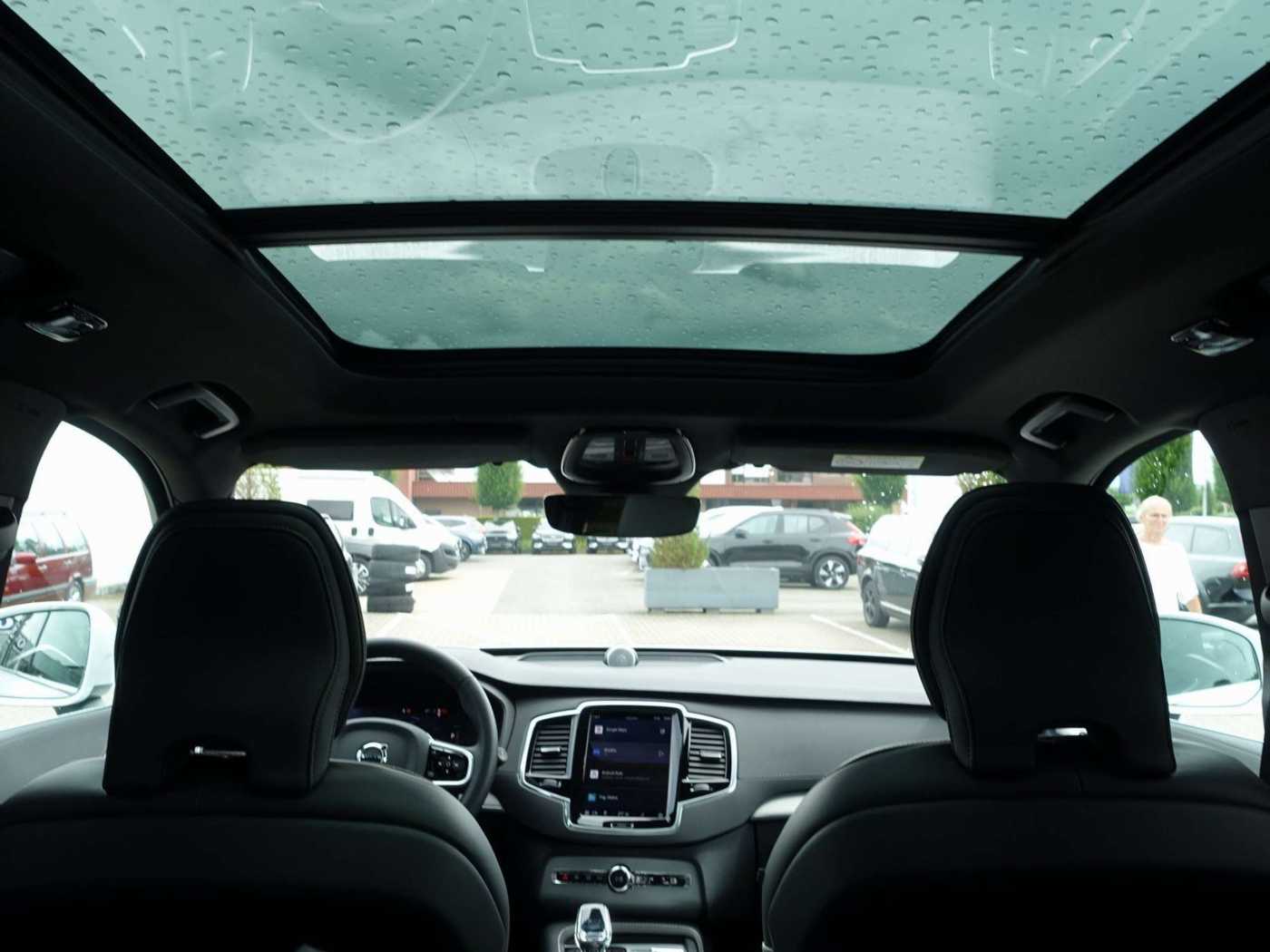 Volvo  Plus Bright T8 AWD Plug-in Hybrid PANO/B&W