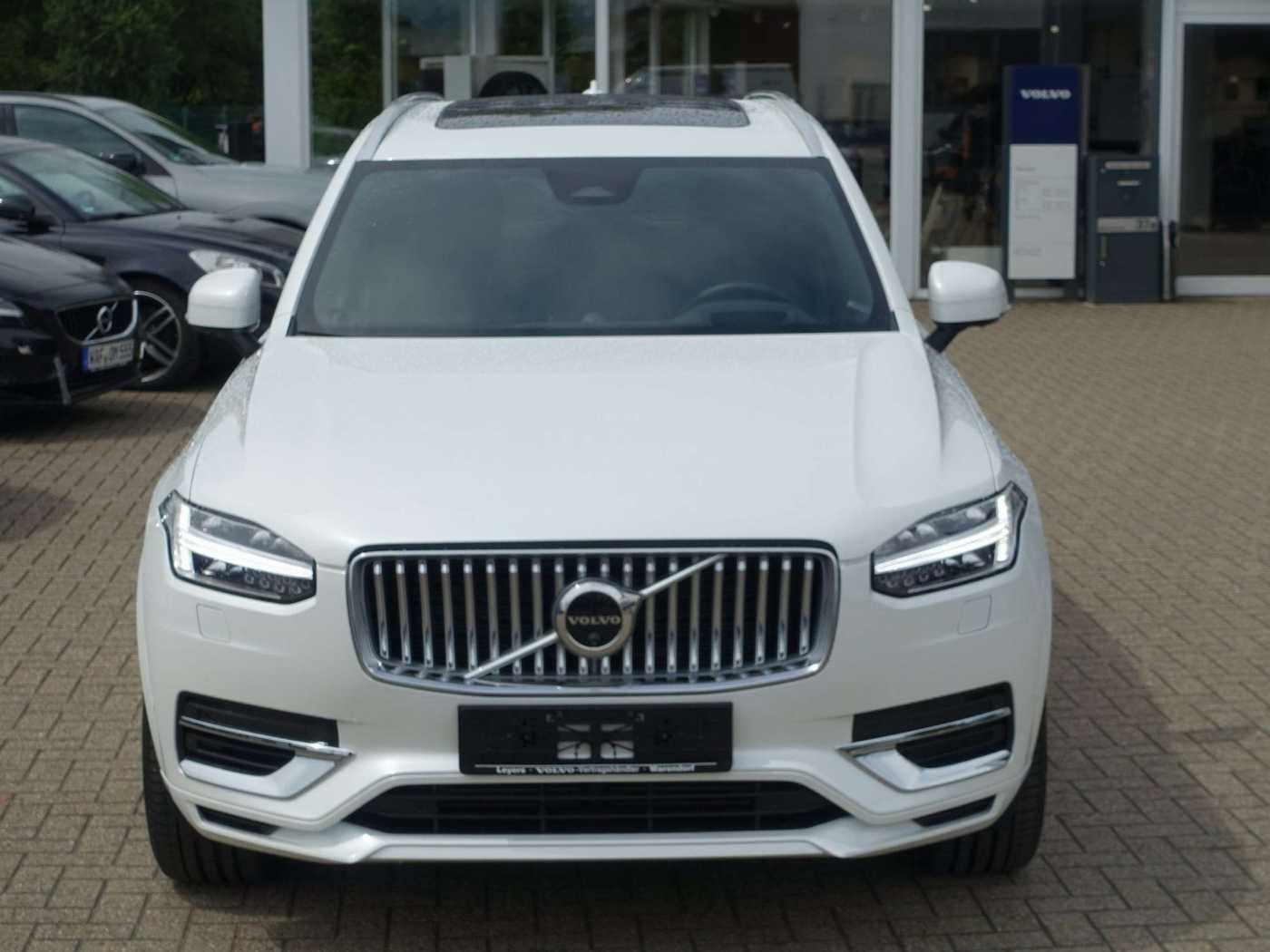 Volvo  Plus Bright T8 AWD Plug-in Hybrid PANO/B&W
