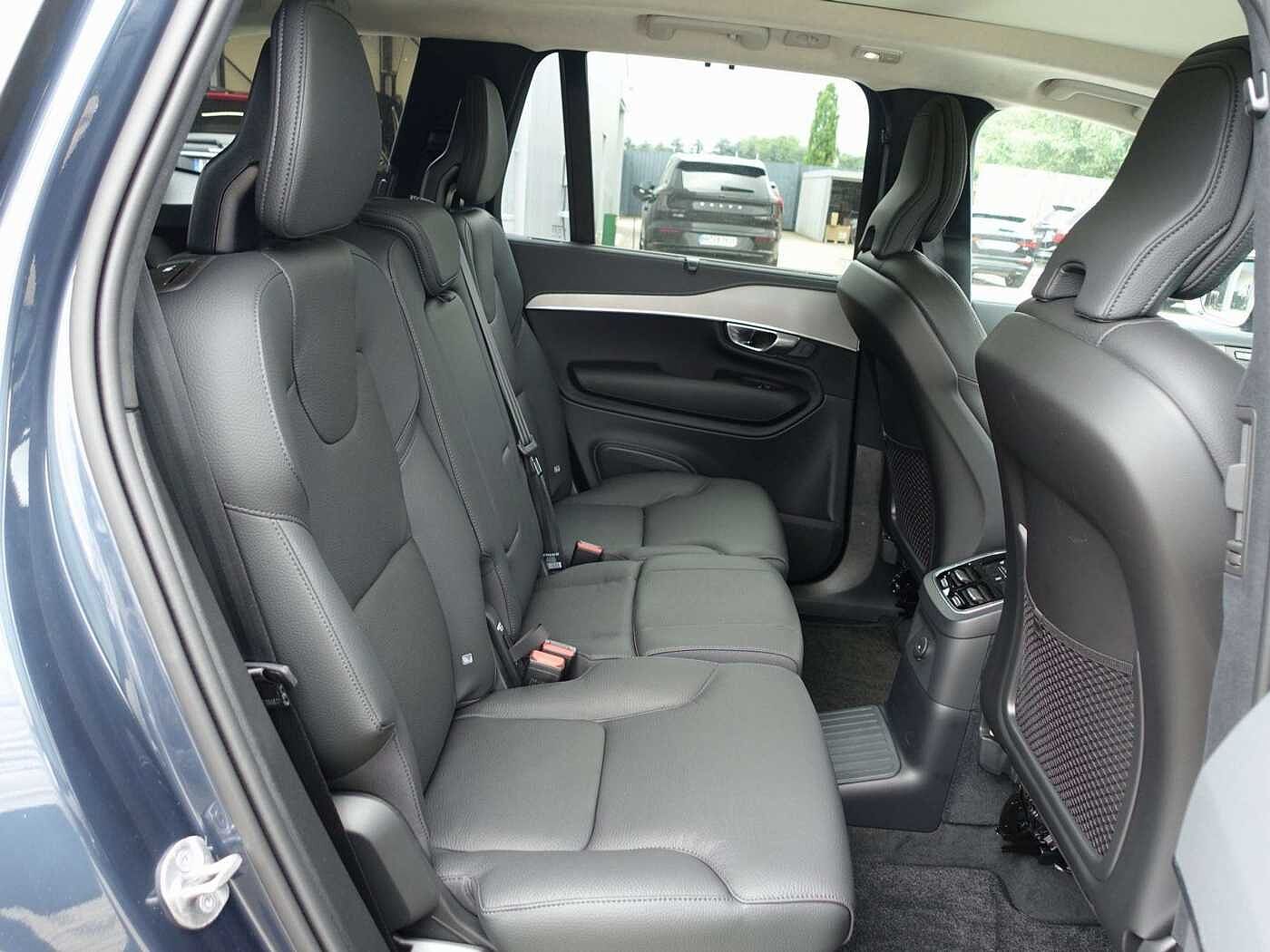 Volvo  Ultra T8 AWD Plug-in Hybrid/360°Cam/AHK/22'