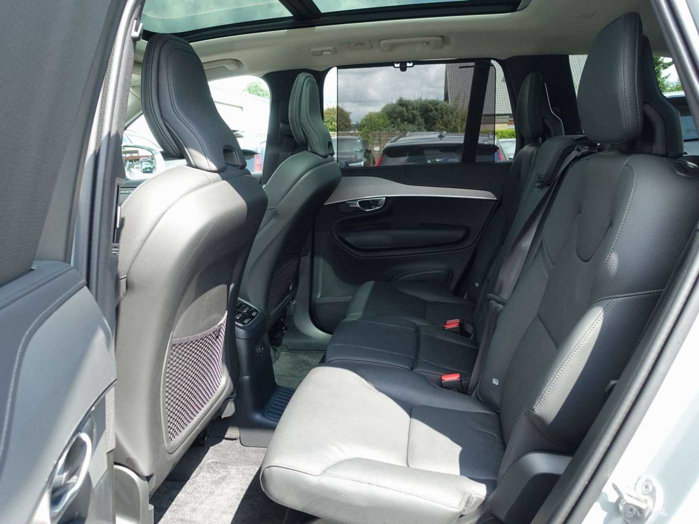 Volvo  Plus T8 AWD Plug-in/360°Cam/HeadUp/Panorama