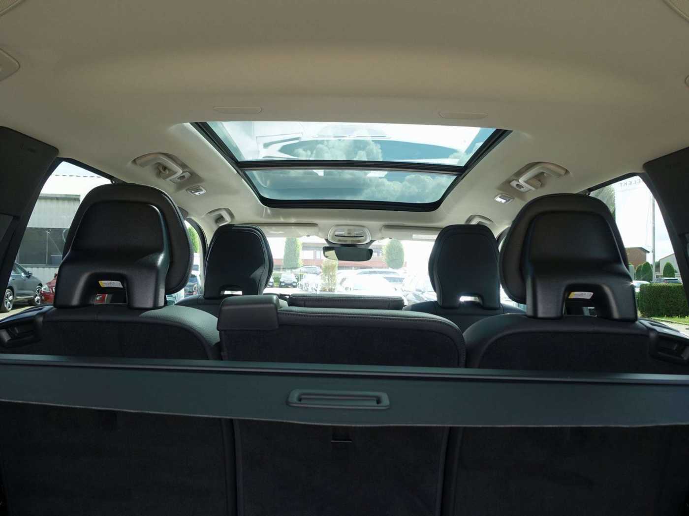 Volvo  Plus T8 AWD Plug-in/360°Cam/HeadUp/Panorama