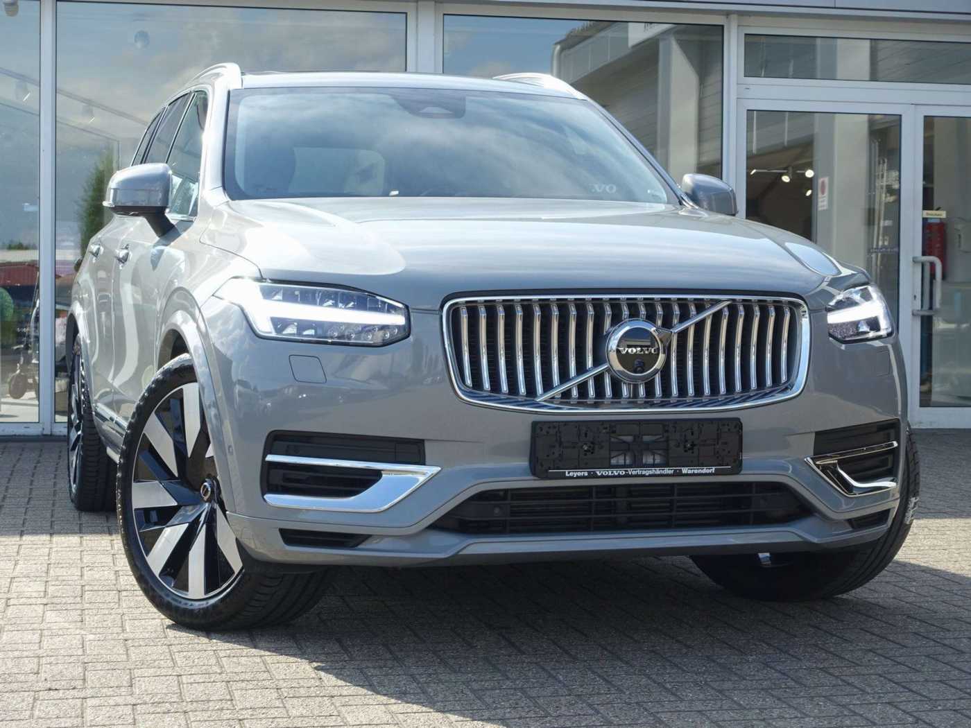 Volvo  T8 AWD Plug-in Hybrid/FourC/HeadUp/AHK/B&W