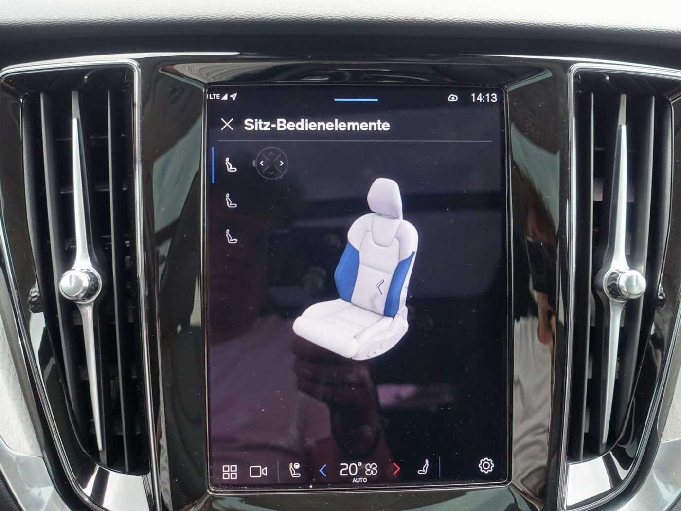 Volvo  Plus Dark T6 AWD Plug-in Hybrid PANO/AHK/360