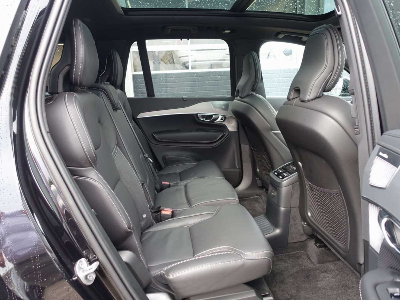 Volvo  Plus Bright T8 AWD Plug-in Hybrid PANO/B&W