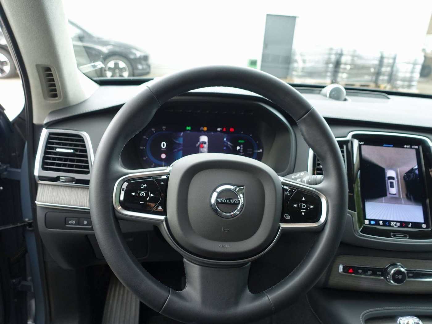 Volvo  T8 Recharge AWD Ultimate Bright FOUR-C/B&W