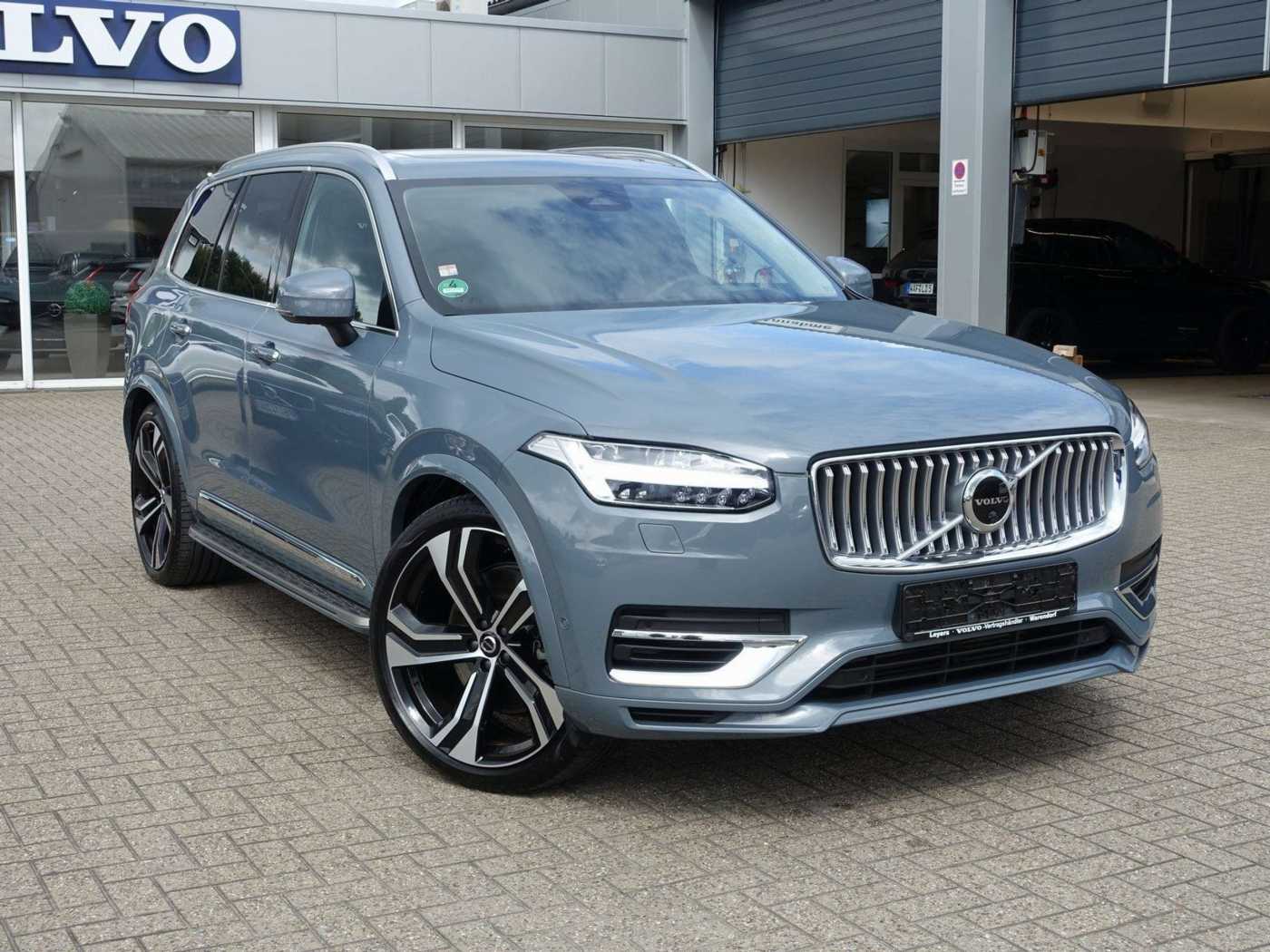 Volvo  T8 Recharge AWD Ultimate Bright FOUR-C/B&W