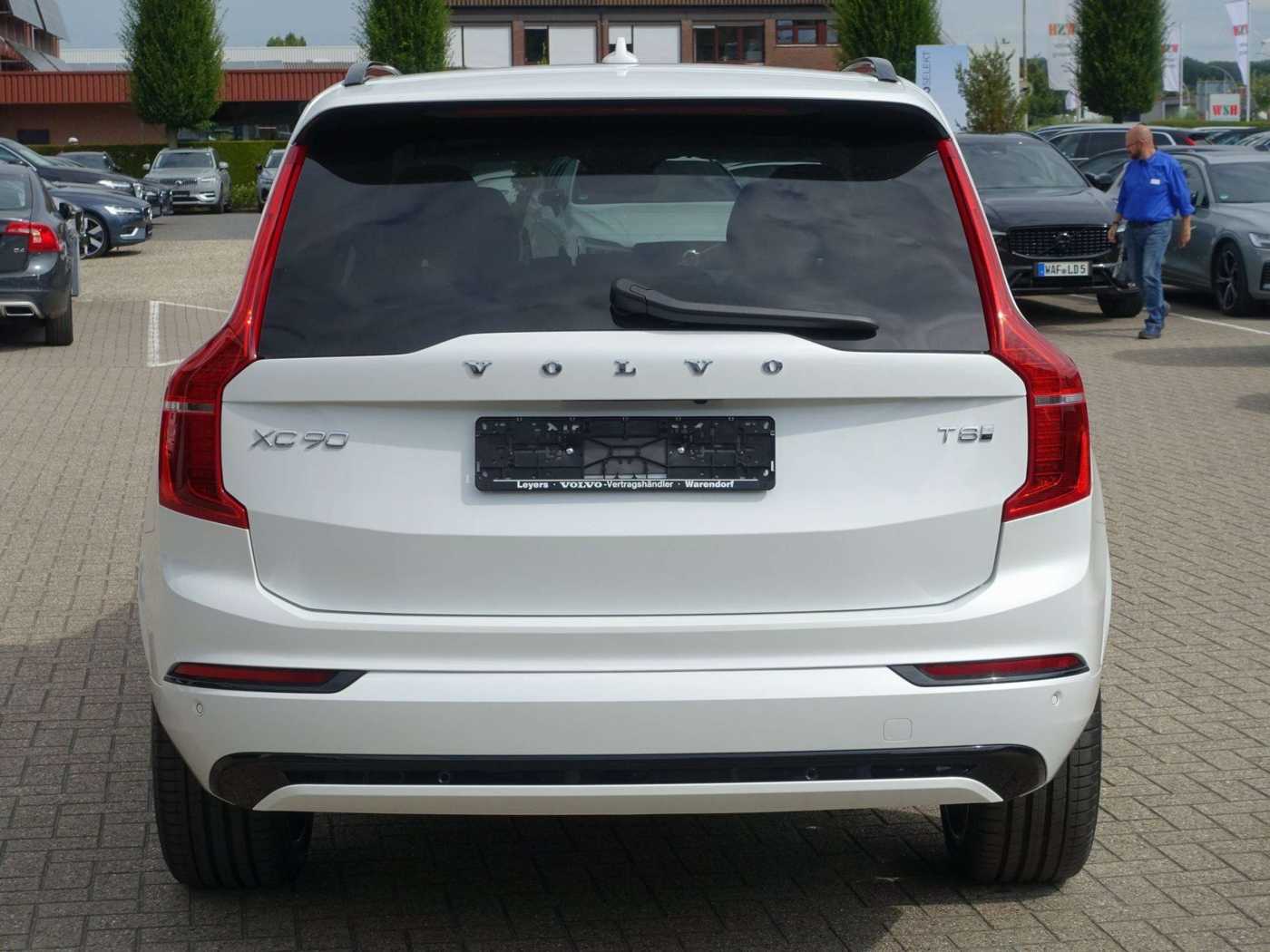 Volvo  Ultra Dark T8 AWD Plug-in Hybrid PANO/B&W