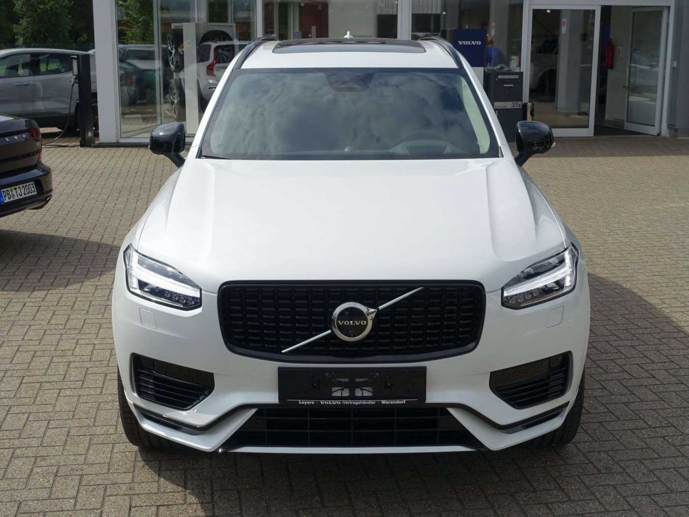 Volvo  Ultra Dark T8 AWD Plug-in Hybrid PANO/B&W