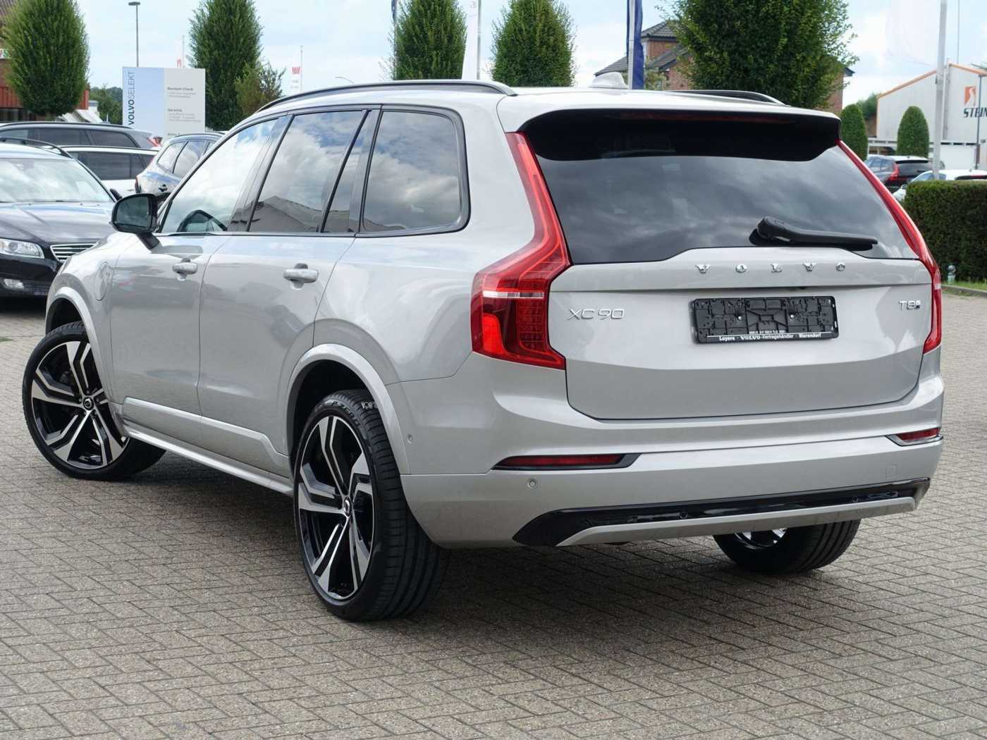 Volvo  Ultra T8 AWD Plug-In 360°/PANO/B&W/HUD/BLIS