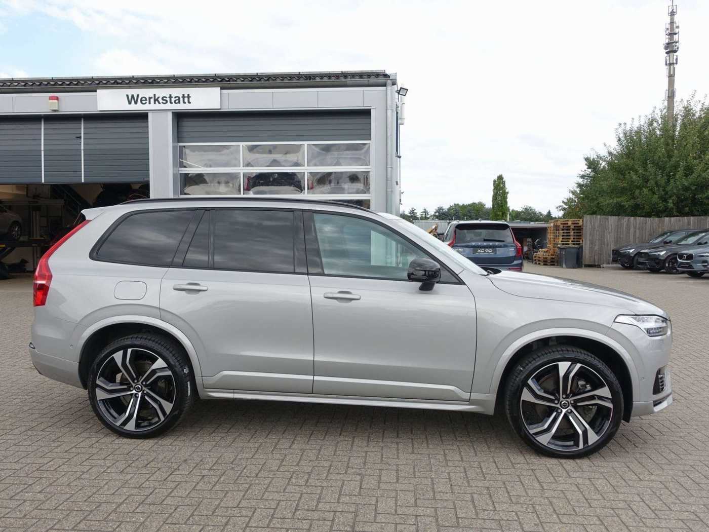 Volvo  Ultra T8 AWD Plug-In 360°/PANO/B&W/HUD/BLIS