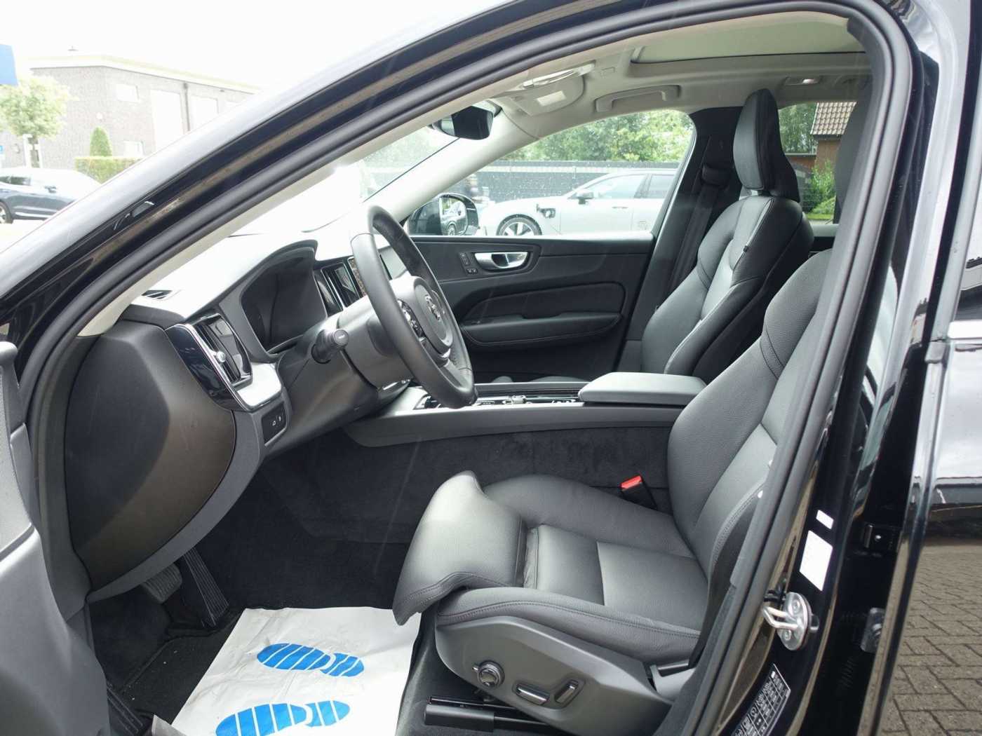 Volvo  Recharge Plus Bright T8 AWD Pano/360°Cam/