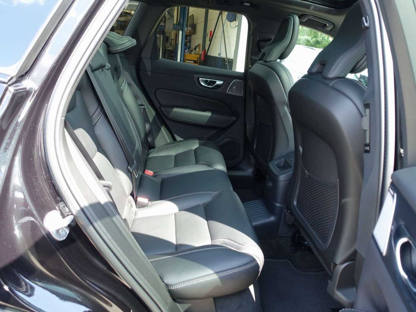 Volvo  Black Edition Plus T8 AWD/FourC/HeadUp/360°