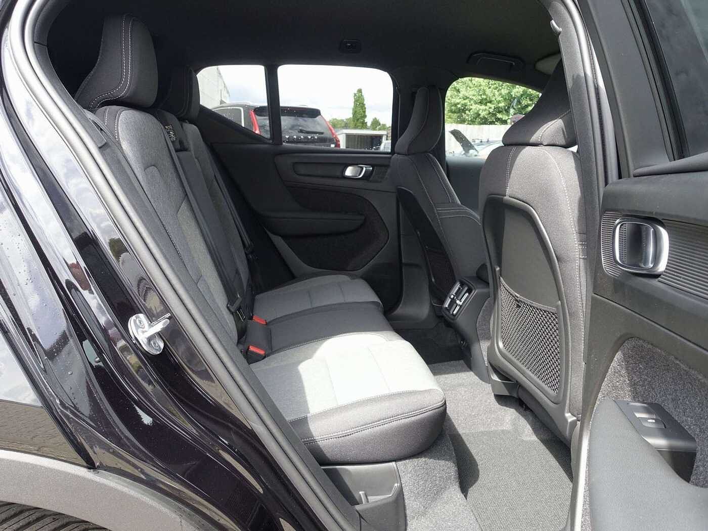 Volvo  B4 Mild-Hybrid Plus Dark/360°/H&K/Memory