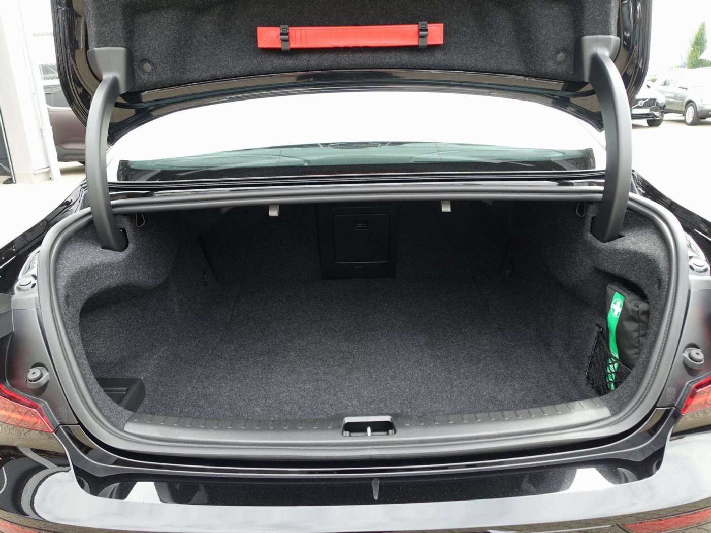 Volvo  Recharge Ultimate T8 AWD Leasing ab € 349,-